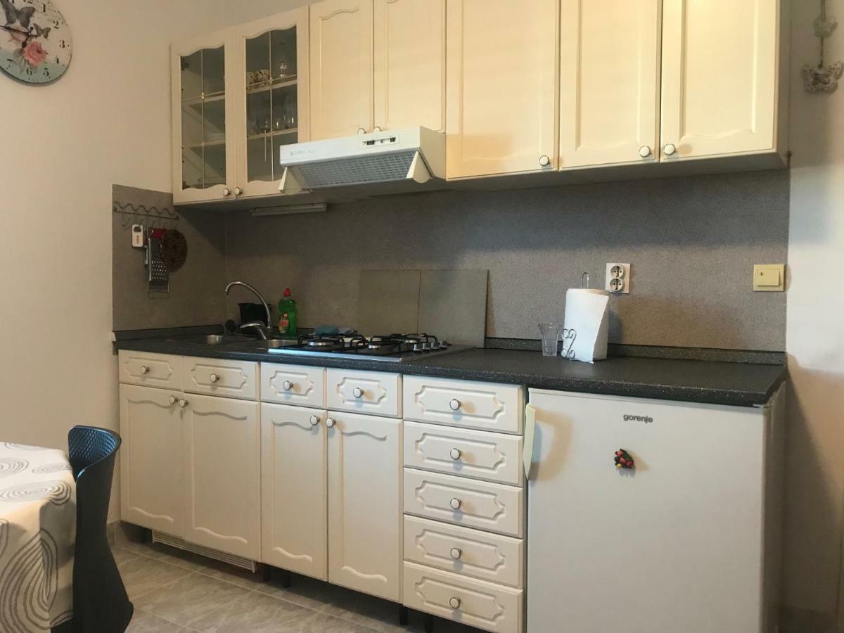 Apartman Gracin Primosten Exterior photo